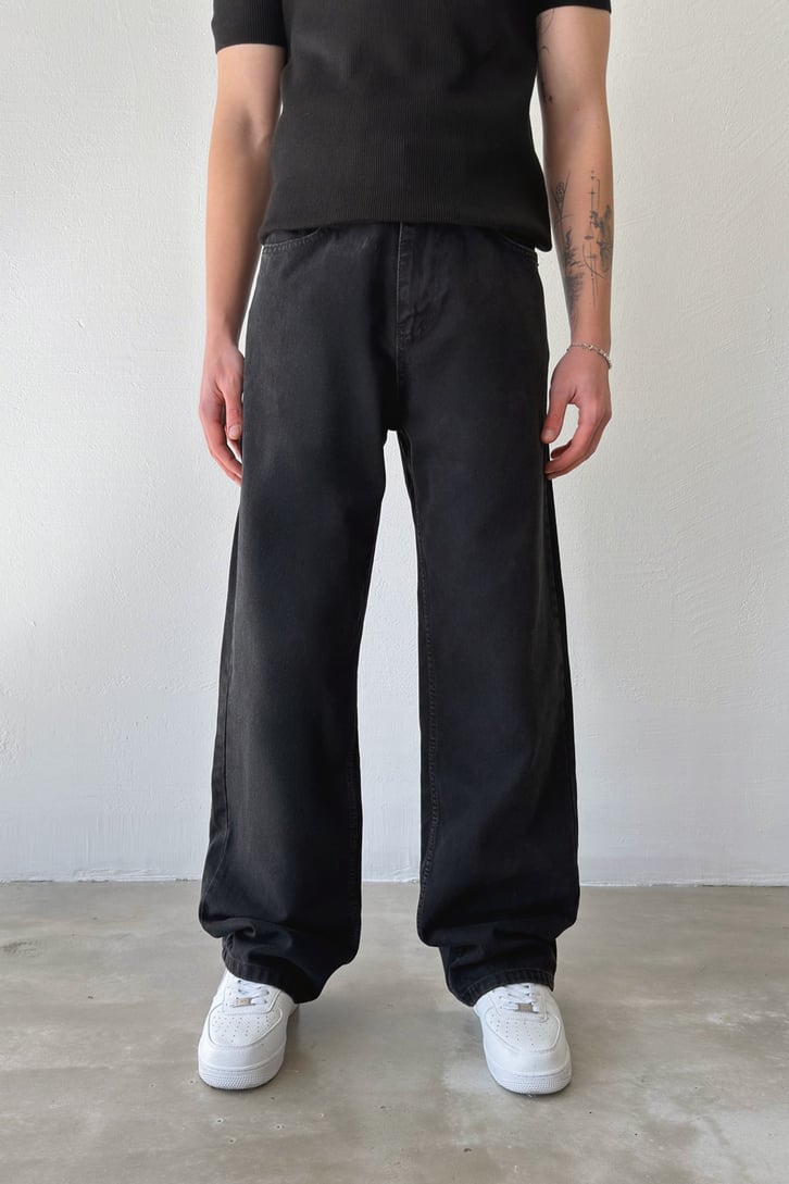 Basic Baggy Jean