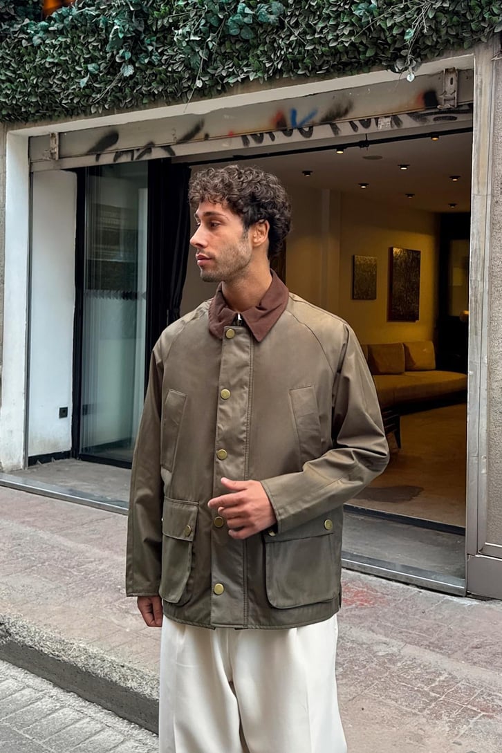  Collar Pocket Detail Jacket